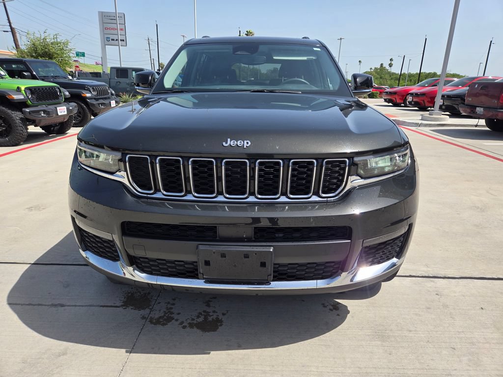 Used 2023 Jeep Grand Cherokee L Limited AWD/4WD image 8