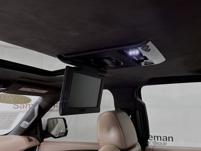 Used 2020 Cadillac Escalade Platinum image 30