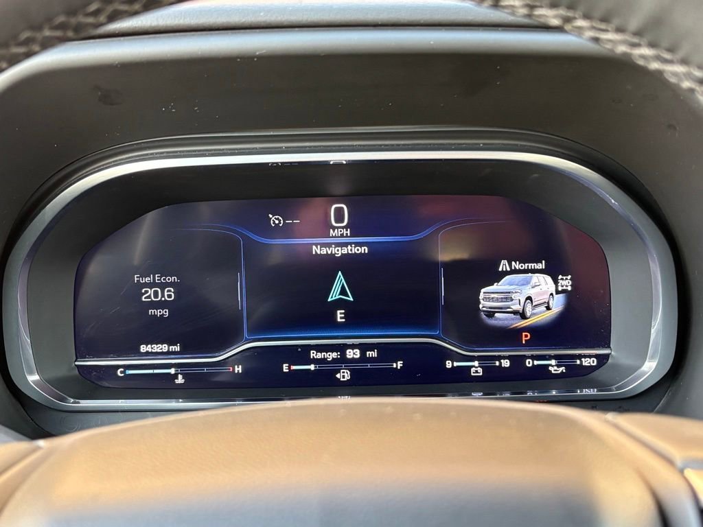 Used 2023 Chevrolet Suburban Premier image 30