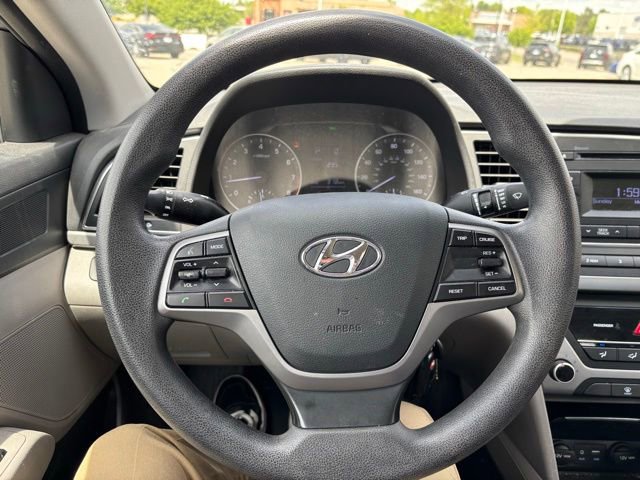 Used 2017 Hyundai Elantra SE w/ Cargo Package FWD image 12