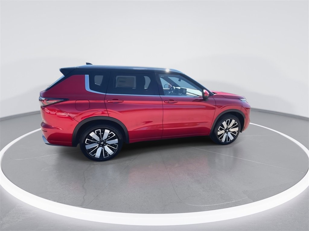 New 2025 Mitsubishi Outlander SEL image 9