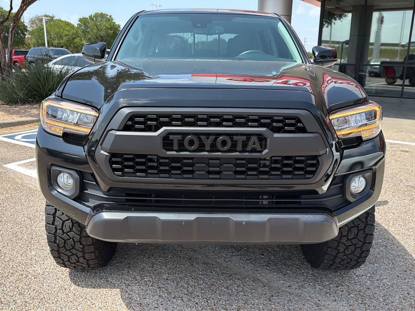 Used 2023 Toyota Tacoma SR5 RWD image 8