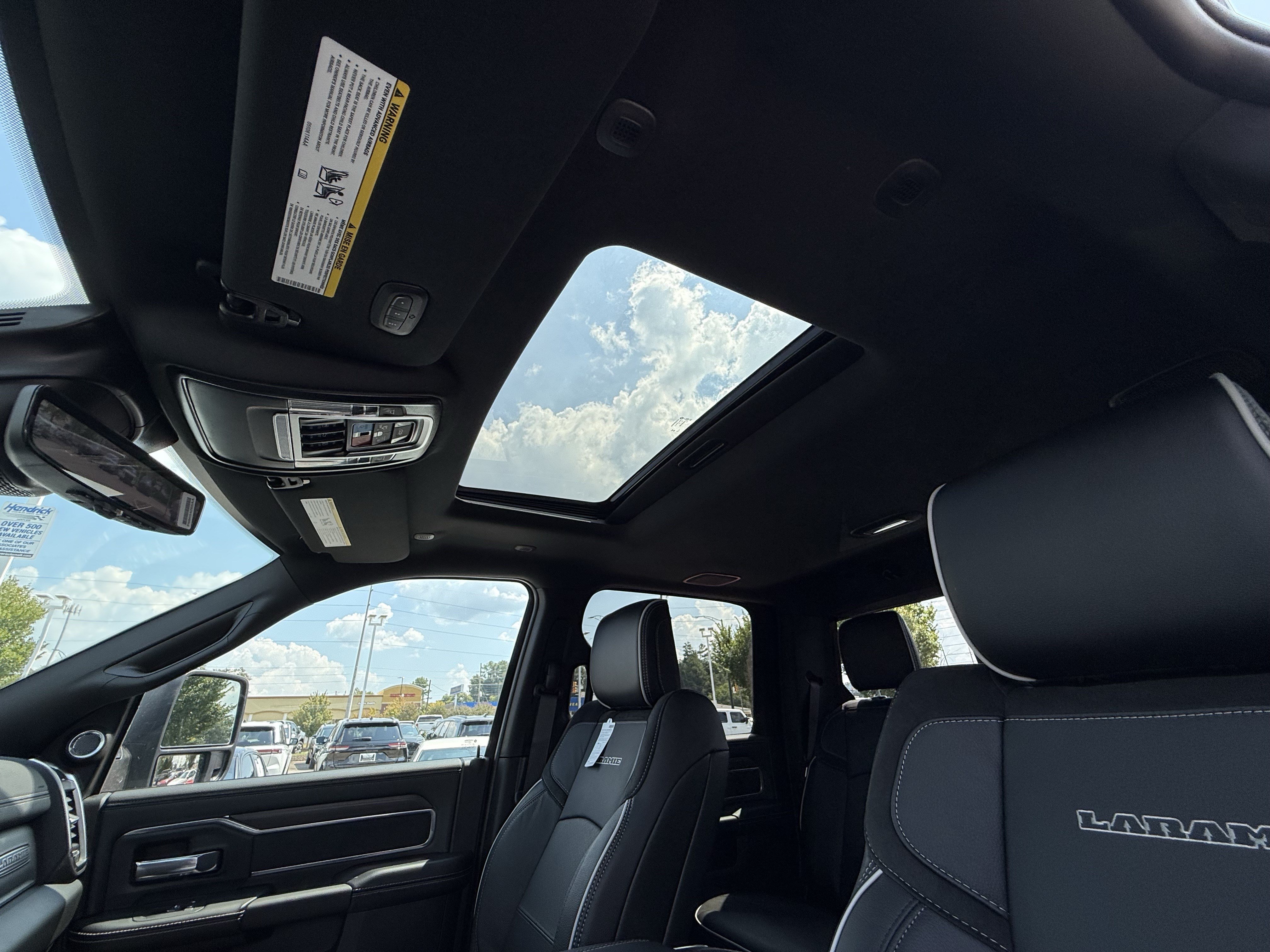 New 2027 RAM 3500 Laramie AWD/4WD image 31