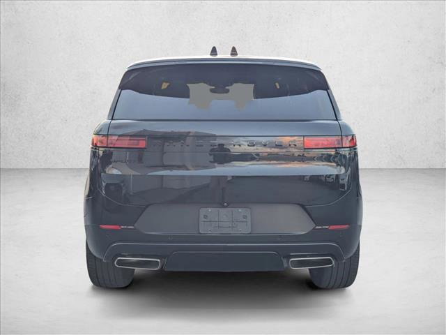 Used 2025 Land Rover Range Rover Sport SE image 6