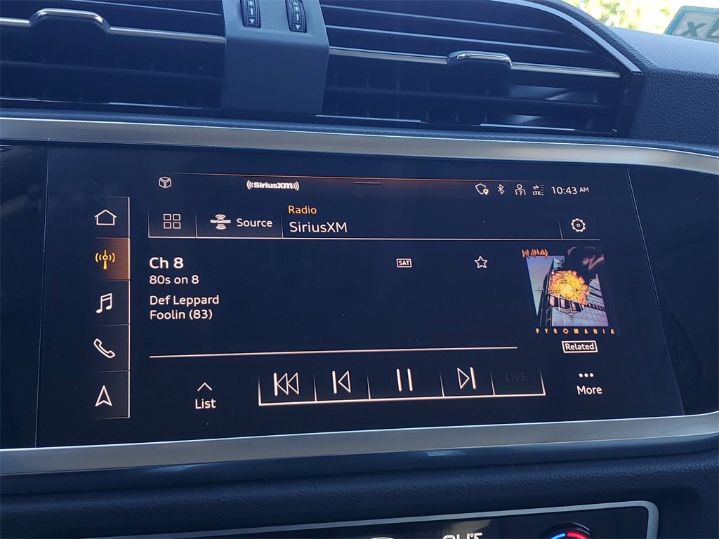 Used 2024 Audi Q3 2.0T Premium Plus image 27