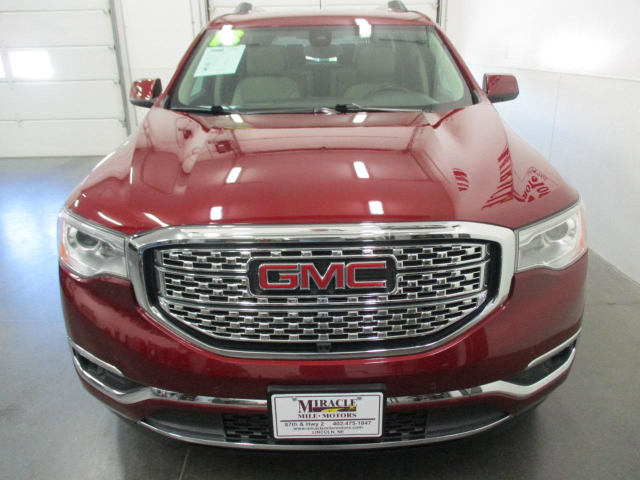 Used 2018 GMC Acadia Denali w/ Technology Package image 8