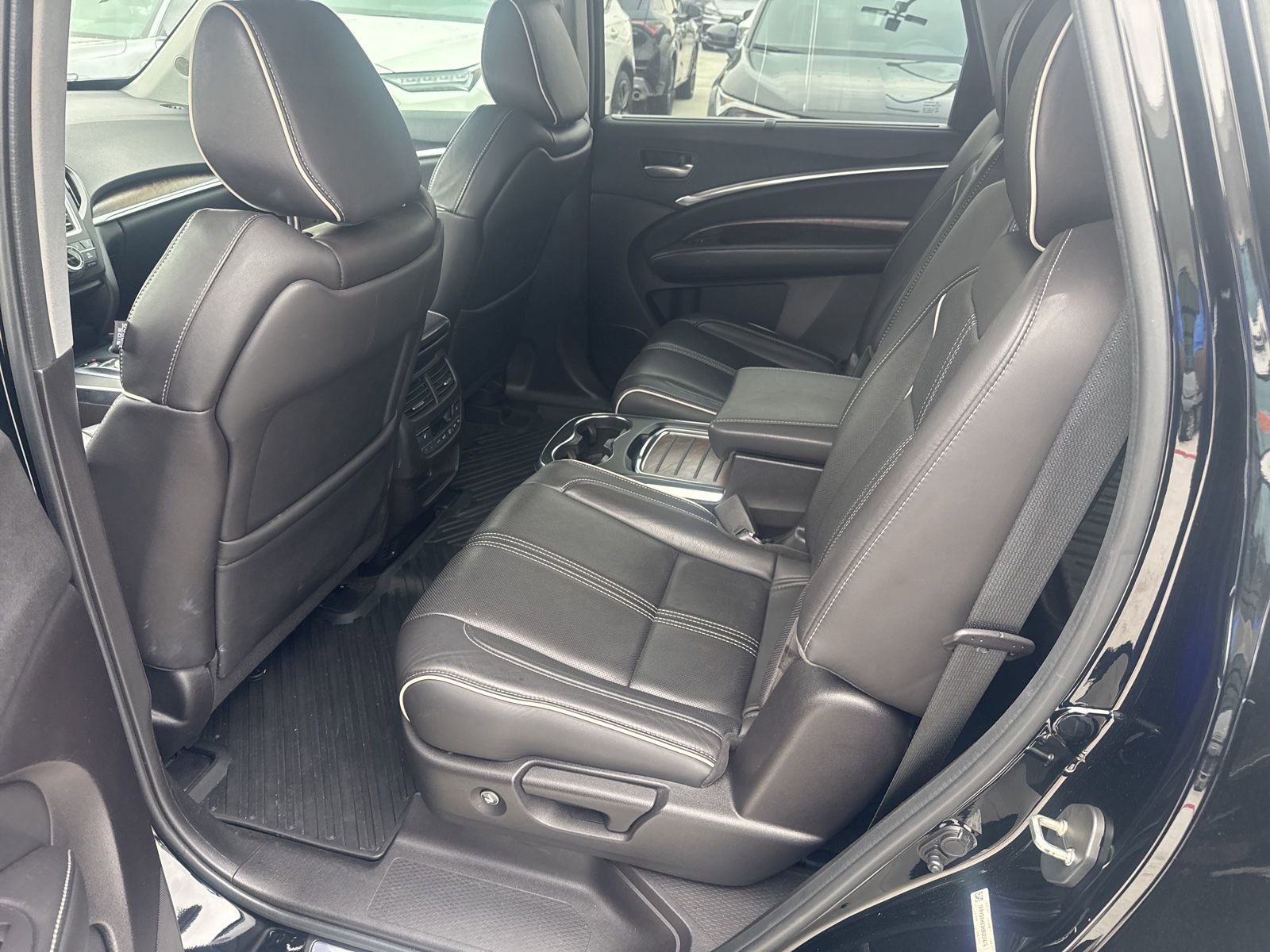 Used 2017 Acura MDX SH-AWD w/ Advance Package image 9