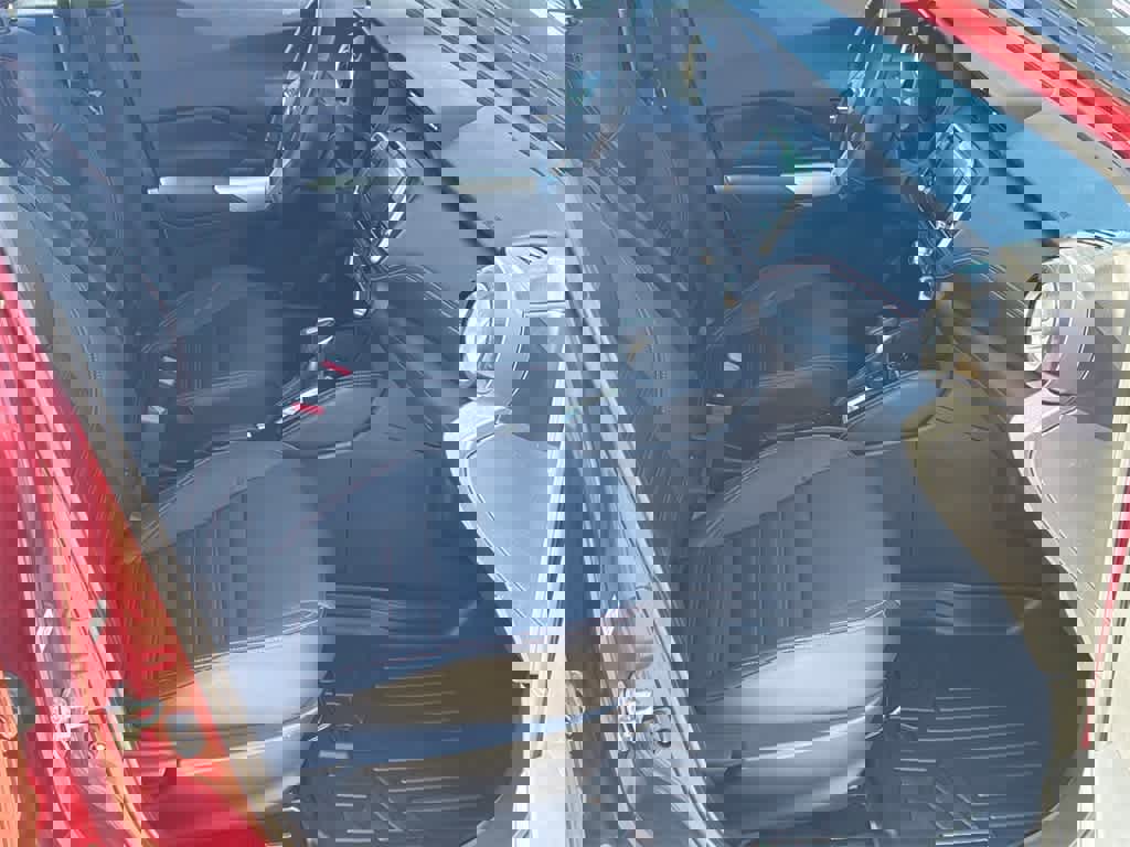 Used 2019 Nissan Kicks SR w/ SR Premium Package image 12