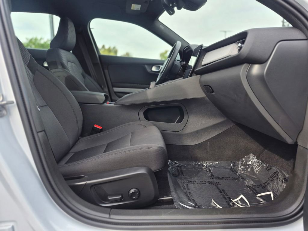 Used 2023 Polestar Polestar 2 image 30