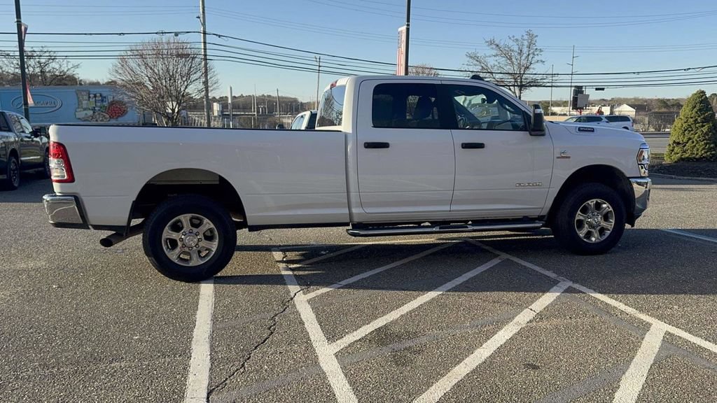 Used 2024 RAM 3500 Big Horn AWD/4WD image 3