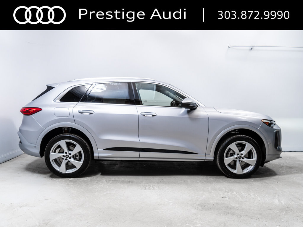 Used 2026 Audi Q5 Premium Plus w/ Premium Plus AWD/4WD image 9