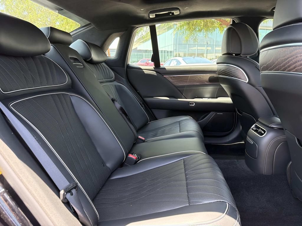 Used 2023 Genesis G90 3.5T AWD/4WD image 21