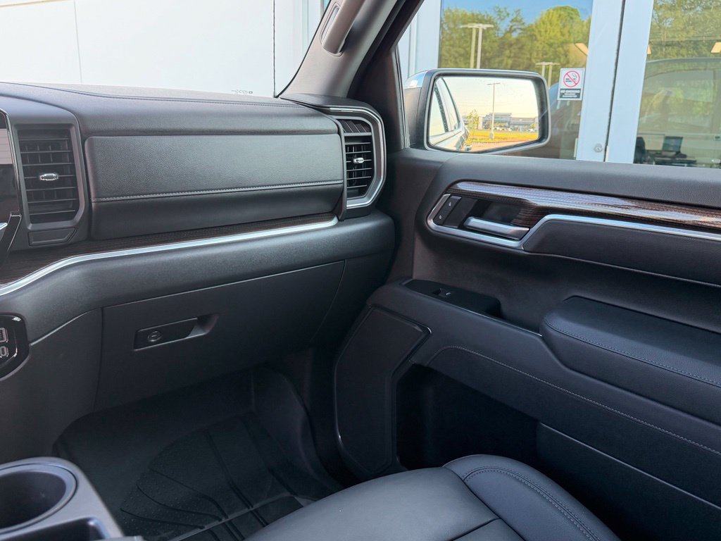 Used 2026 Chevrolet Silverado 1500 LT w/ All Star Edition Plus AWD/4WD image 29