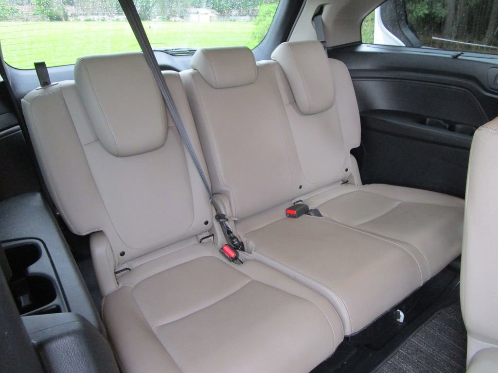 Used 2021 Honda Odyssey Touring image 17