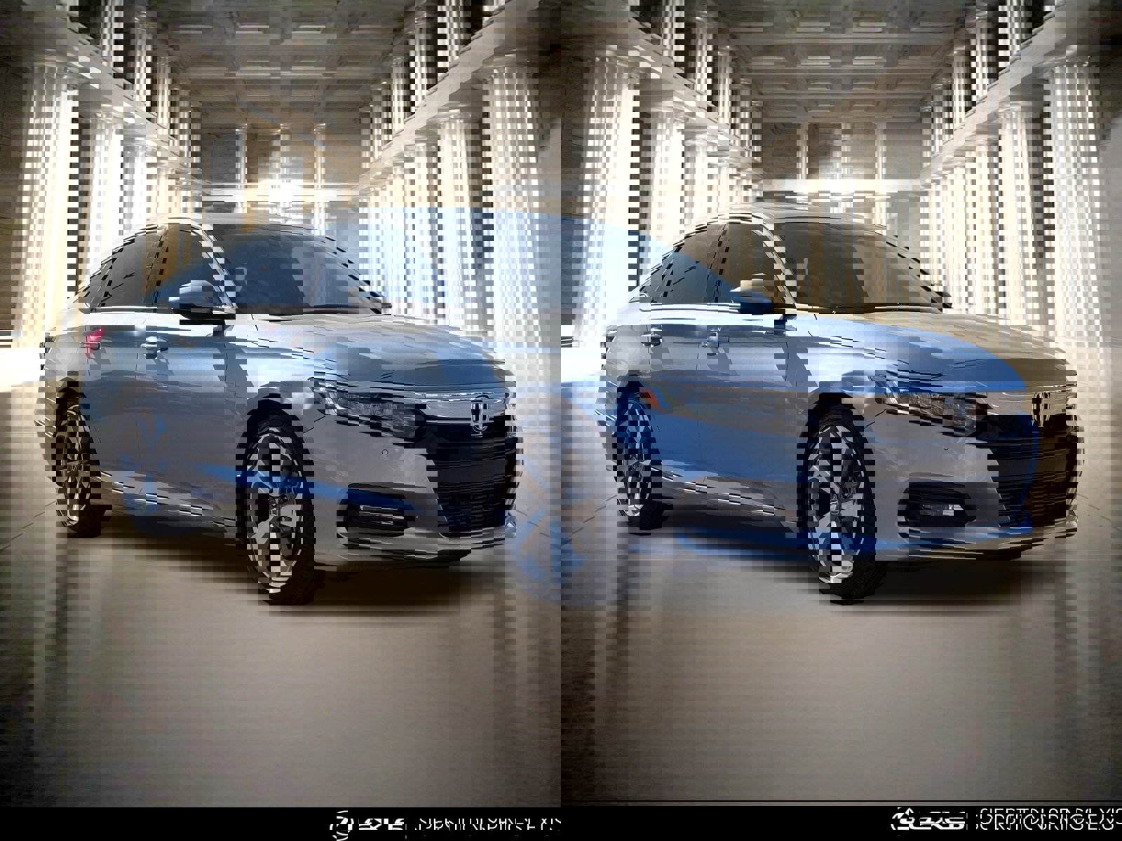 Used 2018 Honda Accord Touring image 2