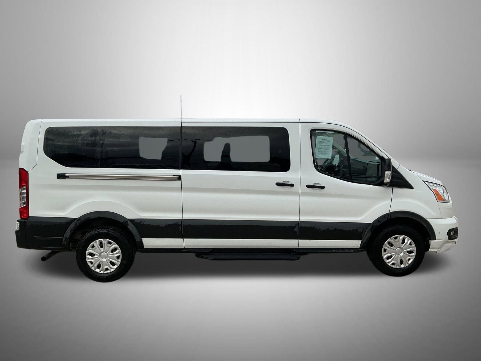 Used 2022 Ford Transit 350 XLT RWD image 2