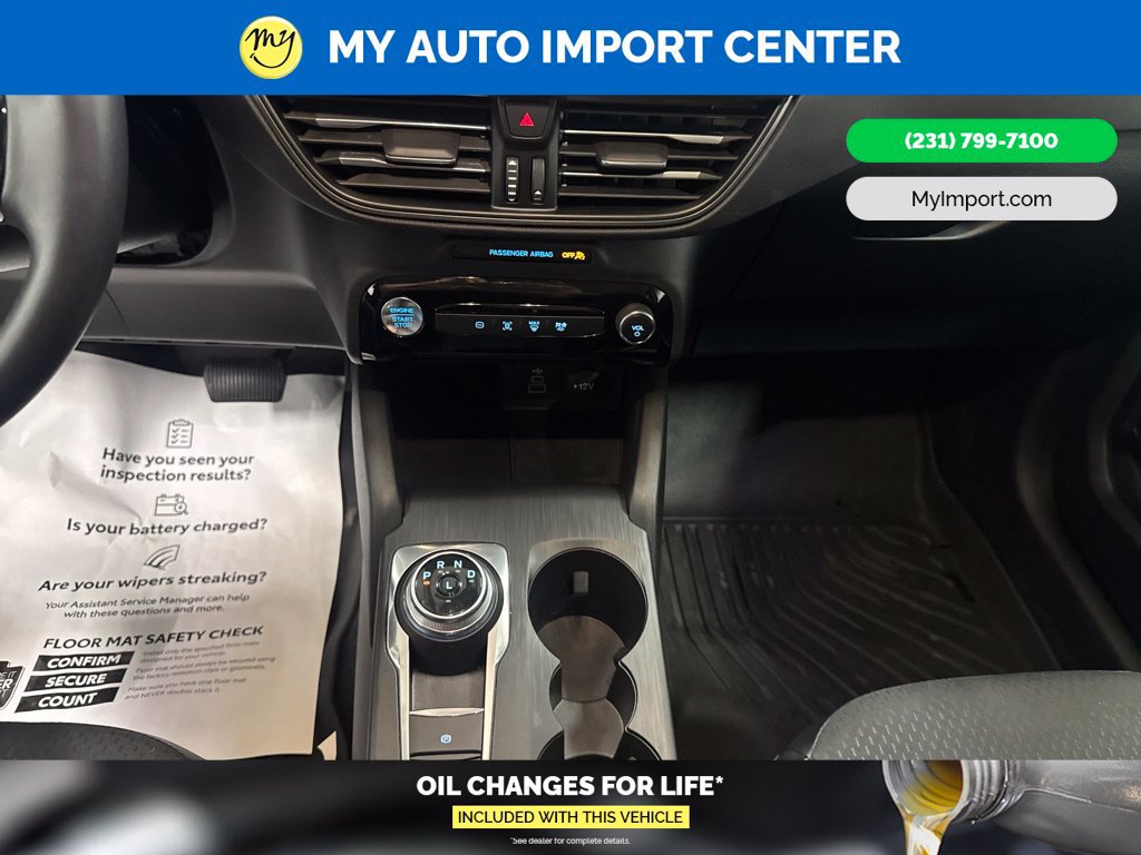 Used 2025 Ford Escape SE FWD image 21
