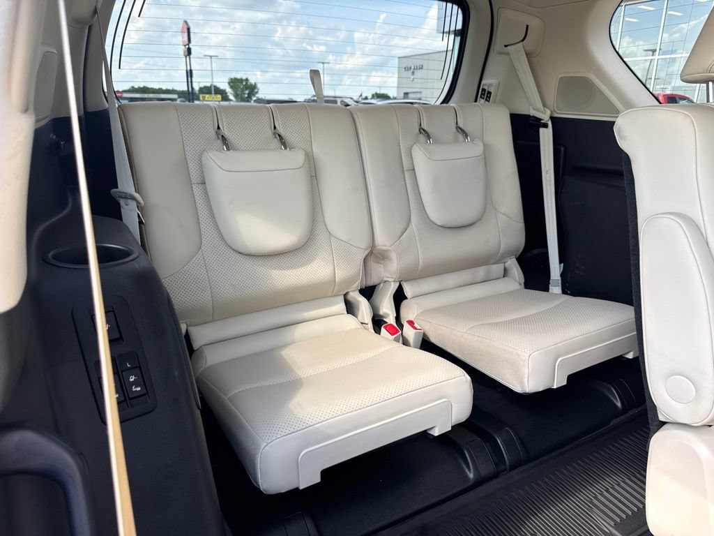 Used 2022 Lexus GX 460 Luxury w/ Sport Design Package AWD/4WD image 33