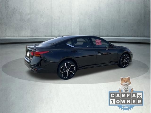 Used 2023 Nissan Altima 2.5 SR AWD/4WD image 6