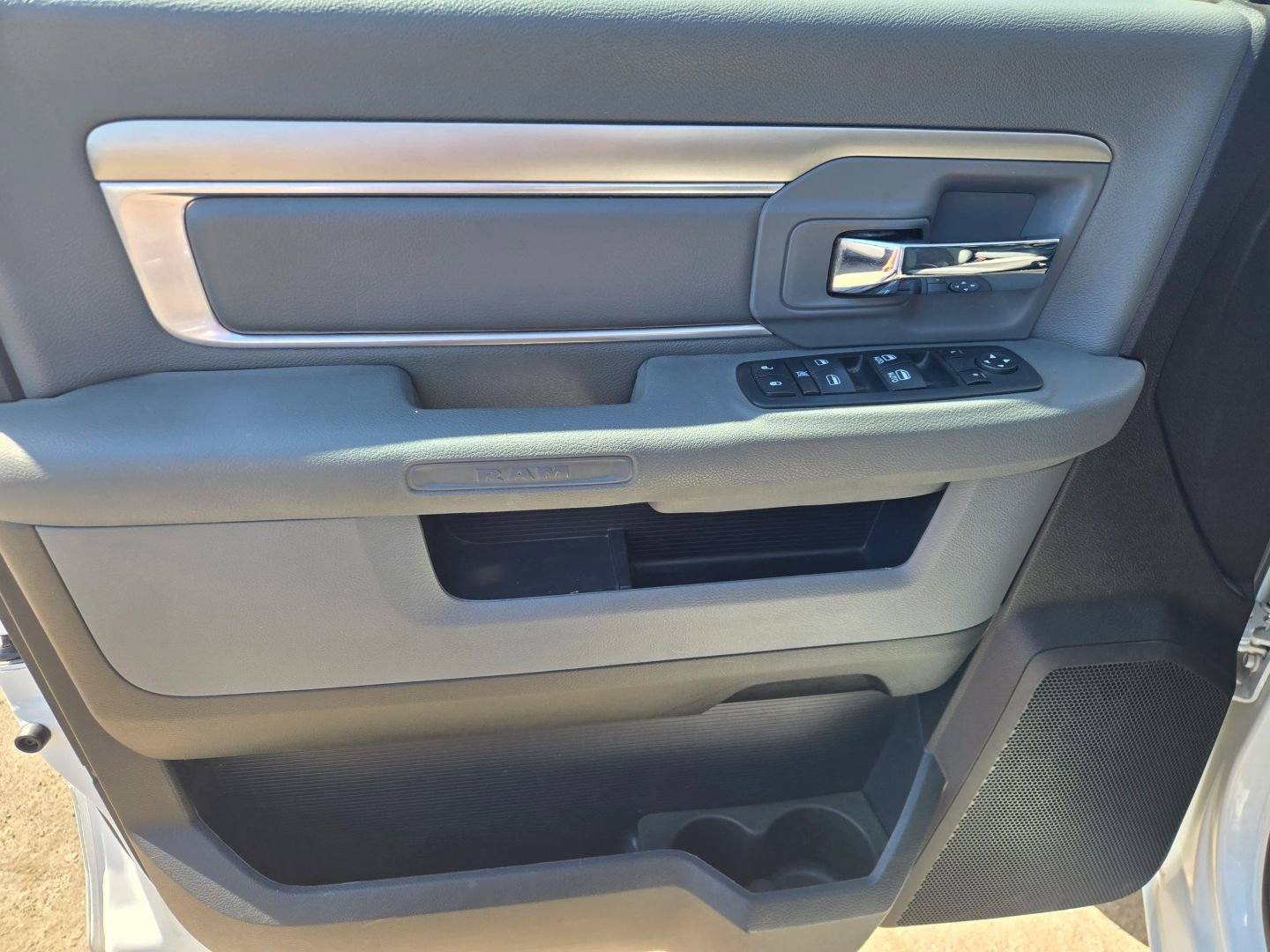 Used 2016 RAM 1500 Big Horn image 9