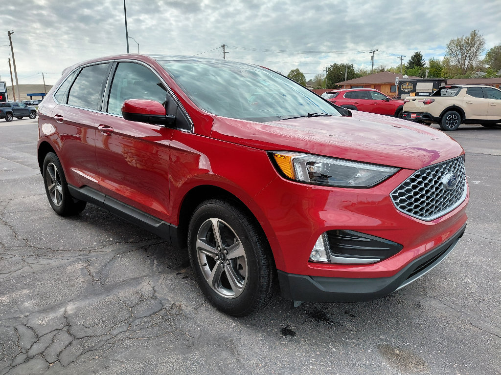Used 2024 Ford Edge SEL w/ Convenience Package AWD/4WD image 4
