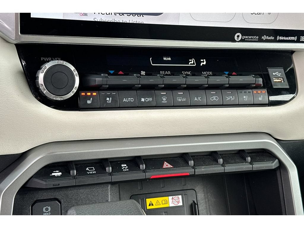 Used 2024 Toyota Sequoia Capstone AWD/4WD image 25