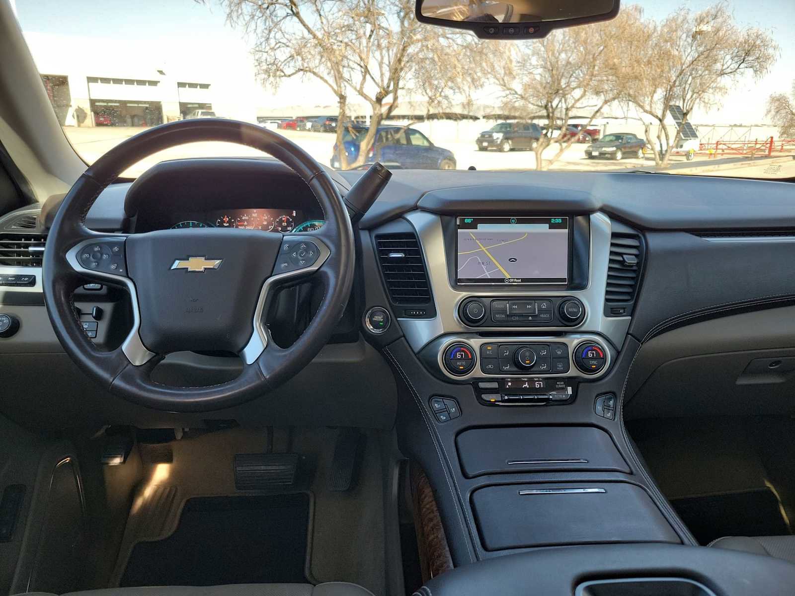 Used 2017 Chevrolet Suburban Premier image 10