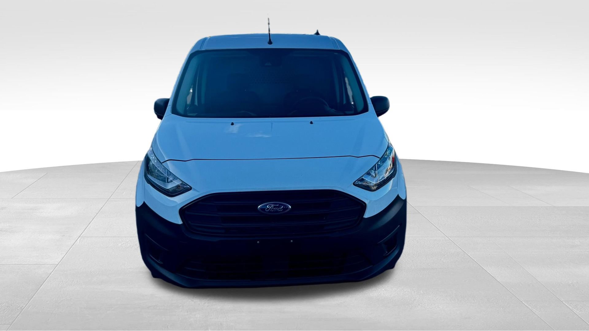 Used 2022 Ford Transit Connect XL image 18