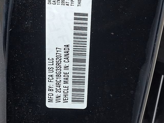 Used 2025 Chrysler Pacifica Select FWD image 26