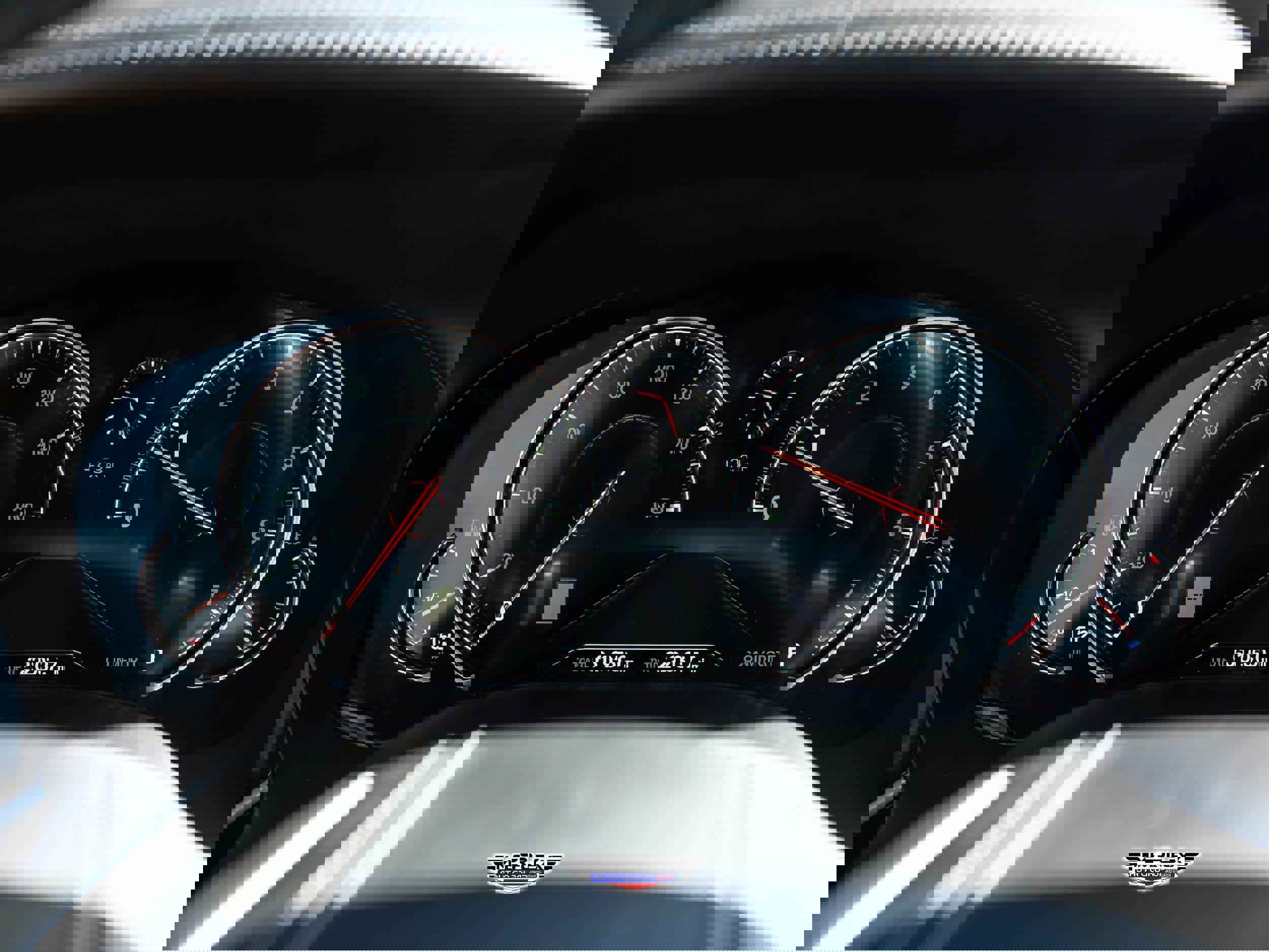 Used 2017 BMW 750i RWD image 31