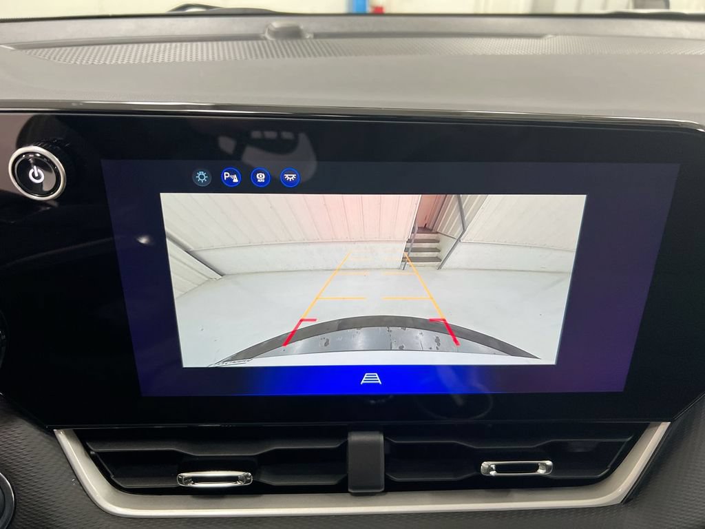 New 2027 Chevrolet Equinox LT FWD image 16