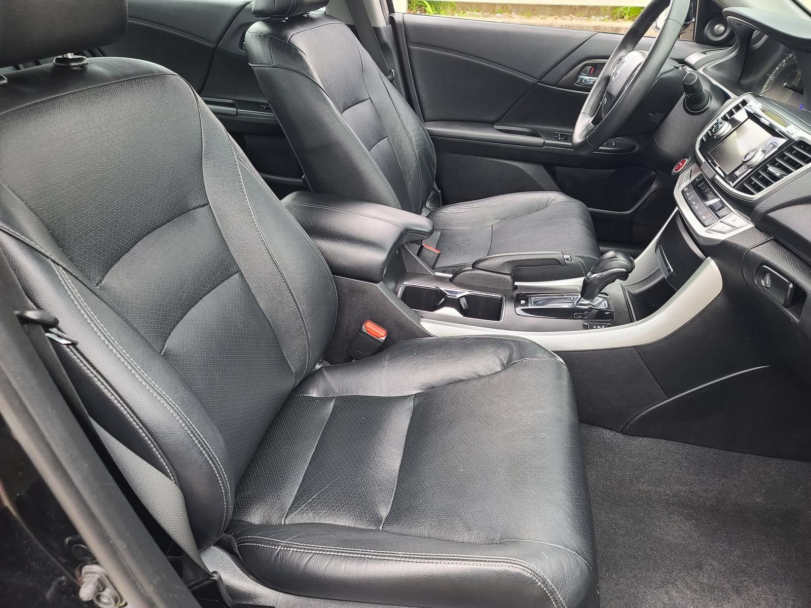 Used 2015 Honda Accord EX-L image 19