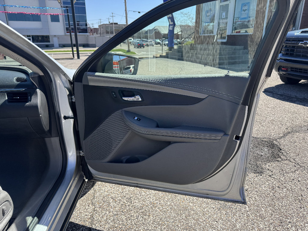 Used 2017 Chevrolet Impala LS image 20