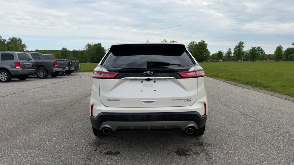 Used 2019 Ford Edge Titanium w/ Cold Weather Package AWD/4WD image 7
