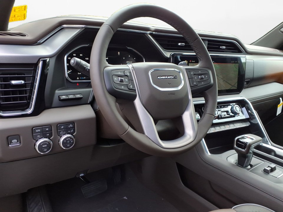 New 2026 GMC Sierra 1500 Denali w/ Denali Reserve Package image 13