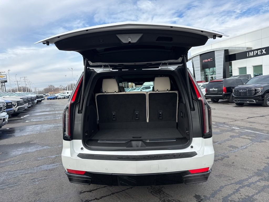 Used 2023 Cadillac Escalade Sport image 32