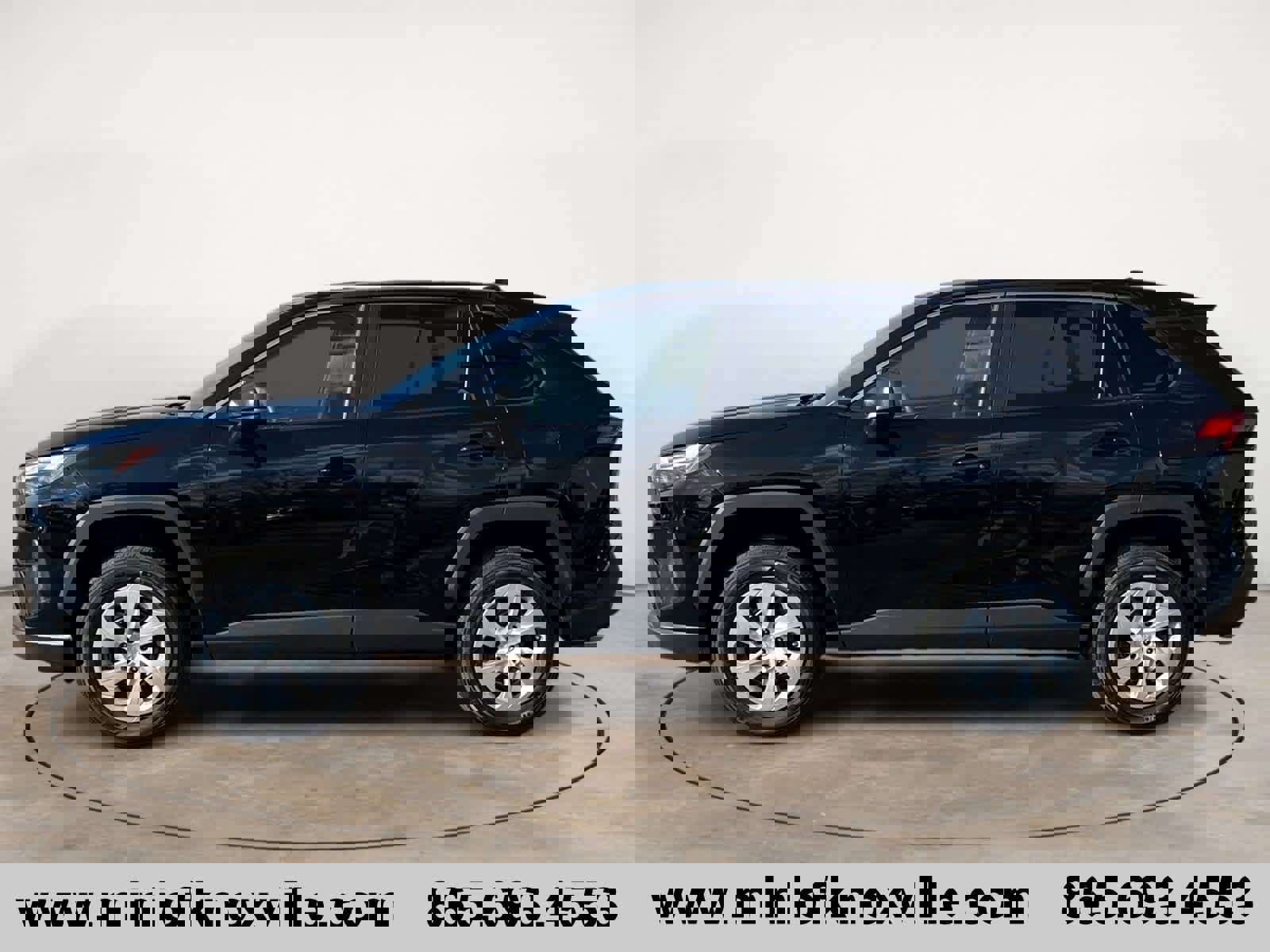 Used 2024 Toyota RAV4 LE image 6