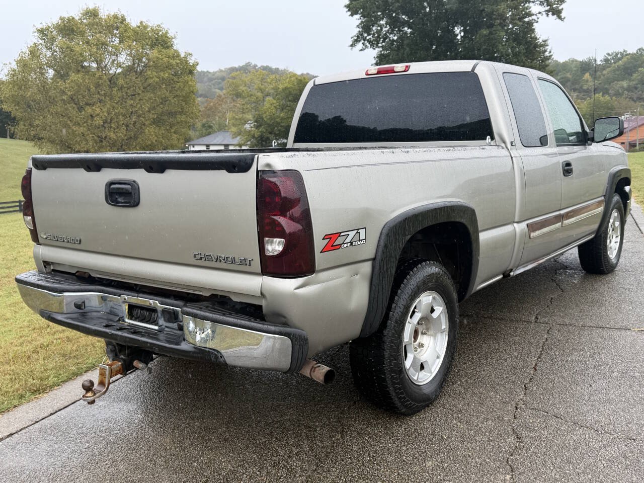 Used 2003 Chevrolet Silverado 1500 LS w/ Off-Road Package AWD/4WD image 25