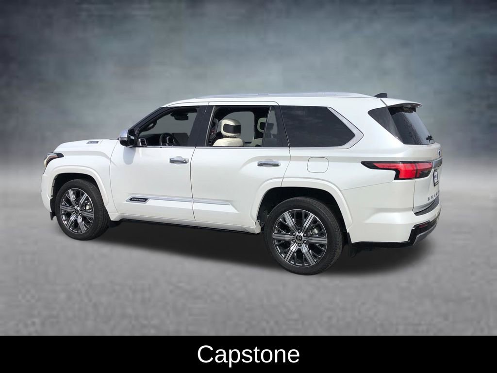 Used 2023 Toyota Sequoia Capstone image 4