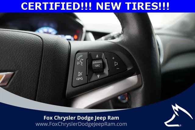 Used 2022 Chevrolet Trax LT w/ LT Convenience Package image 18