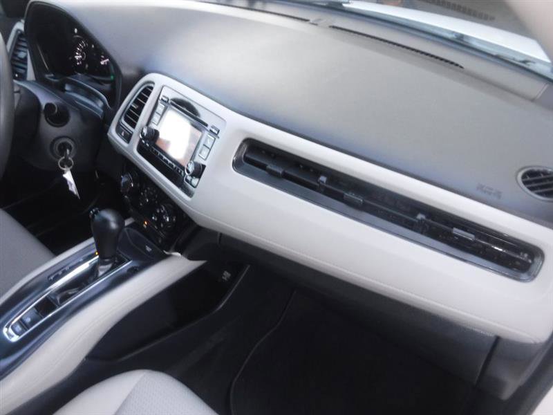 Used 2021 Honda HR-V LX image 28