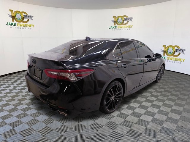 Used 2021 Toyota Camry XSE image 10