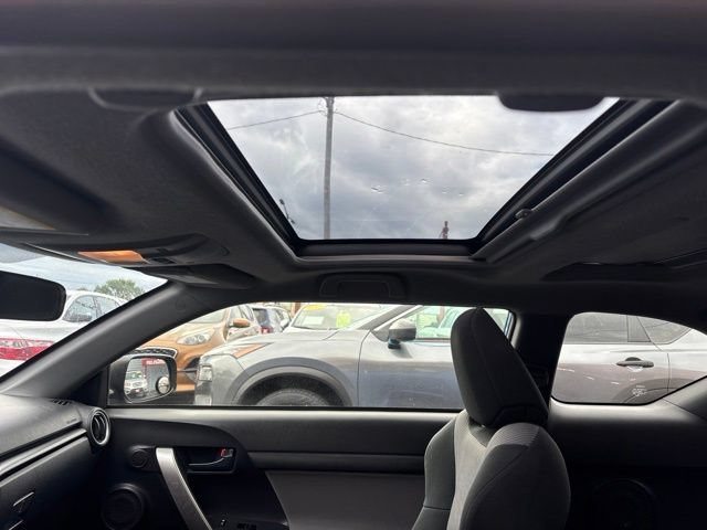 Used 2014 Scion tC FWD image 14
