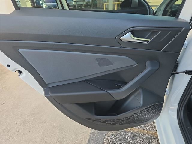 New 2026 Volkswagen Jetta SEL image 9