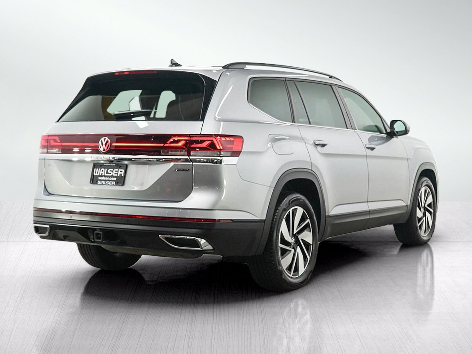 Used 2026 Volkswagen Atlas SE AWD/4WD image 5