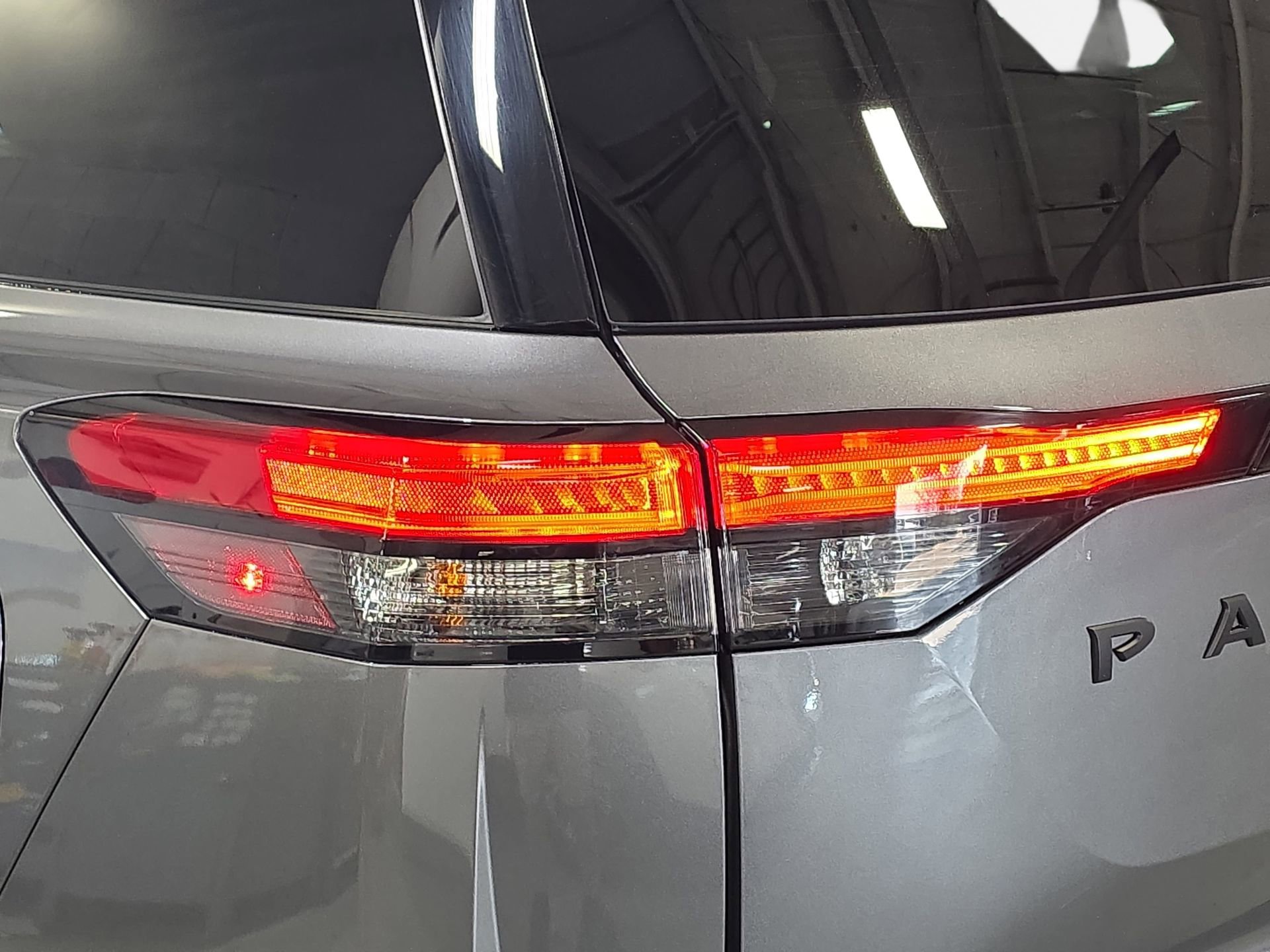 Used 2025 Nissan Pathfinder Rock Creek image 32