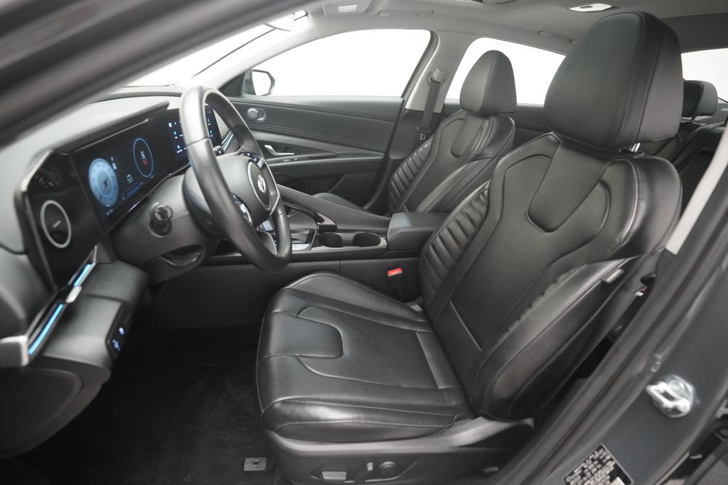 Used 2024 Hyundai Elantra Limited FWD image 7
