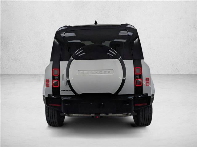 New 2026 Land Rover Defender 110 X-Dynamic SE image 6