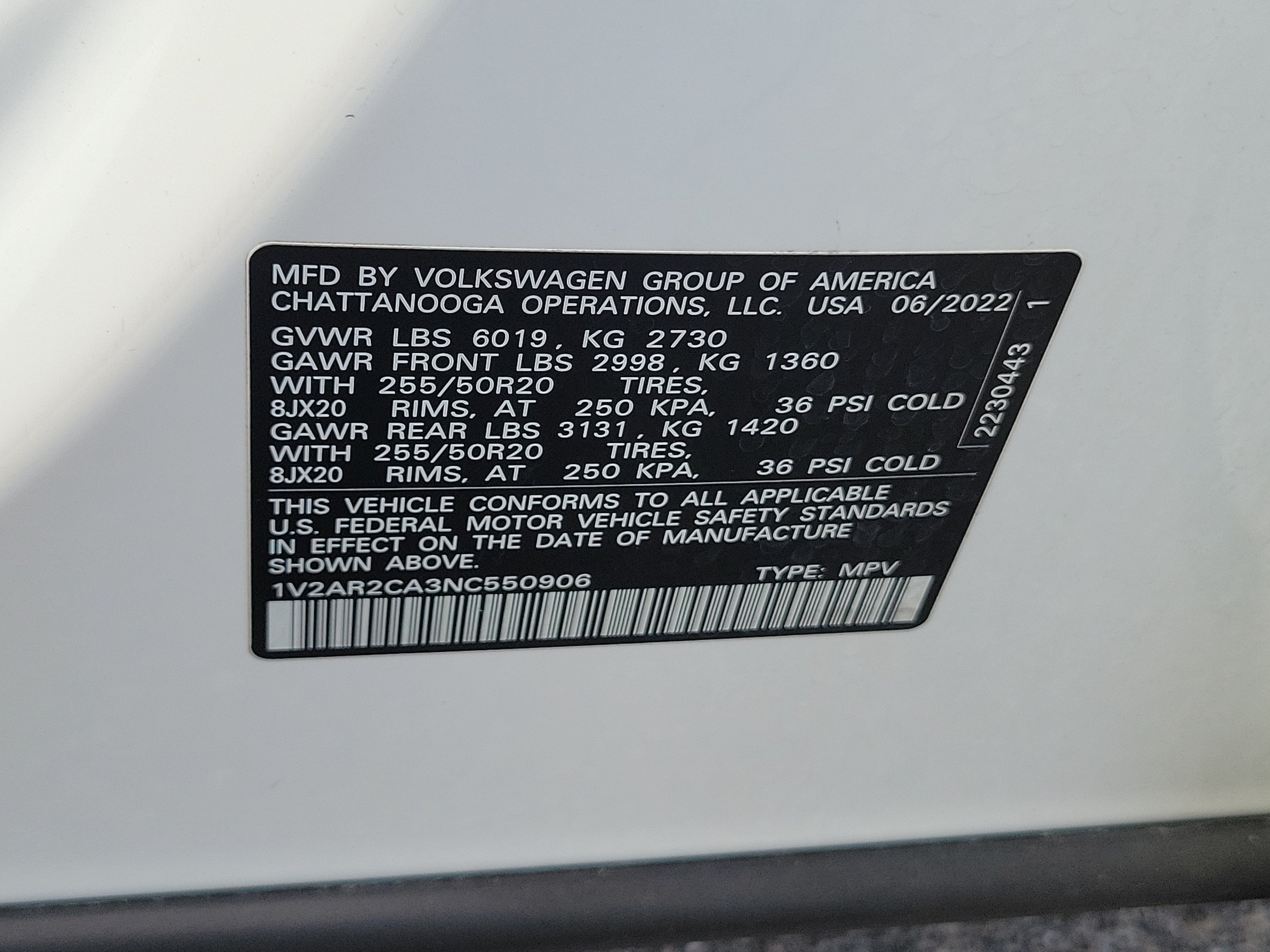 Used 2022 Volkswagen Atlas SEL R-Line AWD/4WD image 30