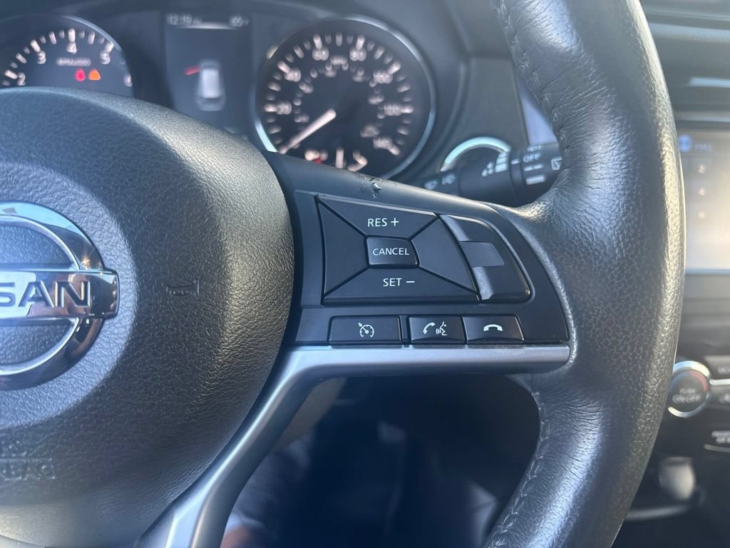 Used 2017 Nissan Rogue SL w/ SL Premium Package AWD/4WD image 17